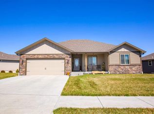 17337 Brook Ridge Drive, Wamego, KS 66547