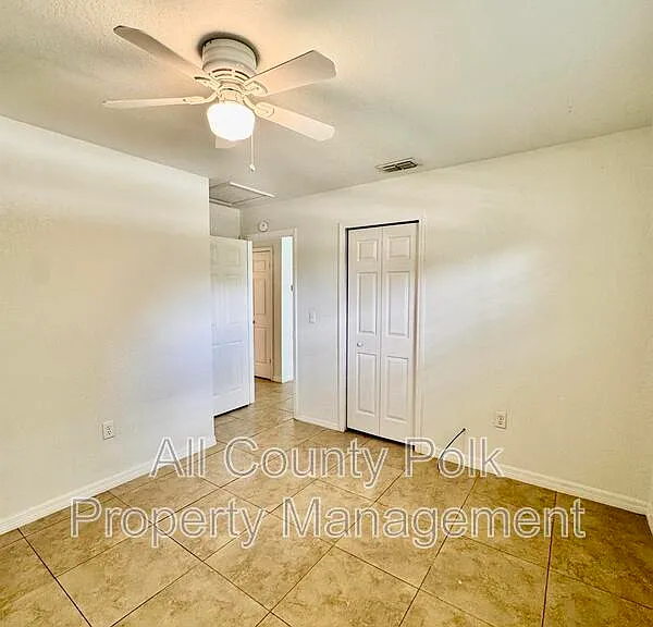 2415 S Crystal Lake Dr — Photo 11