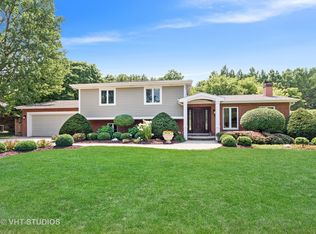 699 Glendale Dr, Prospect Heights, IL 60070