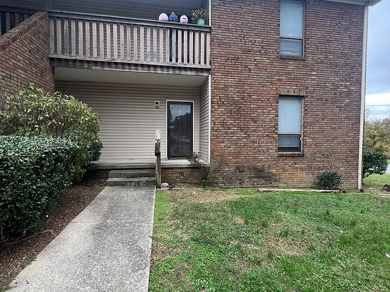 Hearthwood Apartments — Photo 6