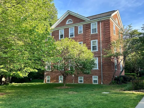 3700 39th St NW APT D178, Washington, DC 20016