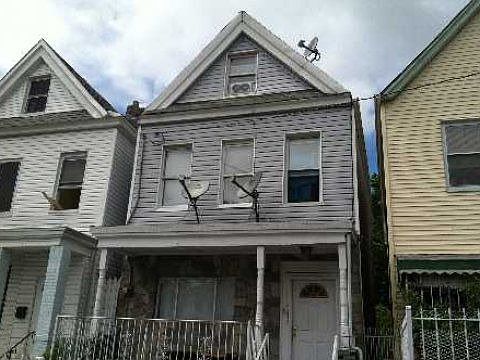 2nd image of 133 Ridgewood Ave