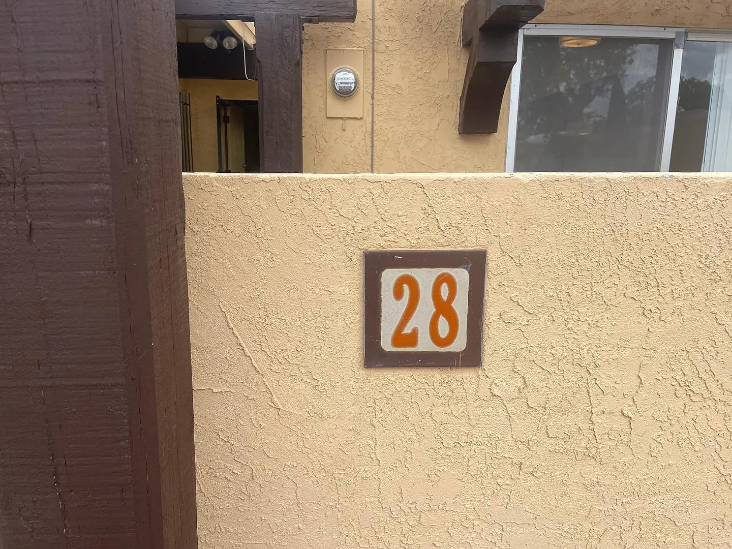 2 bed, 1220 sqft, $1,700 — Photo 2