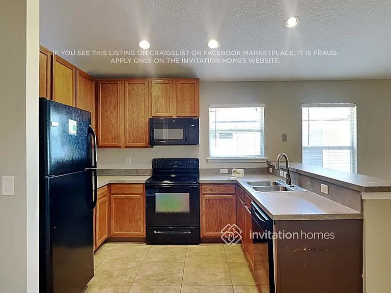 1068 Moosehead Dr — Photo 7