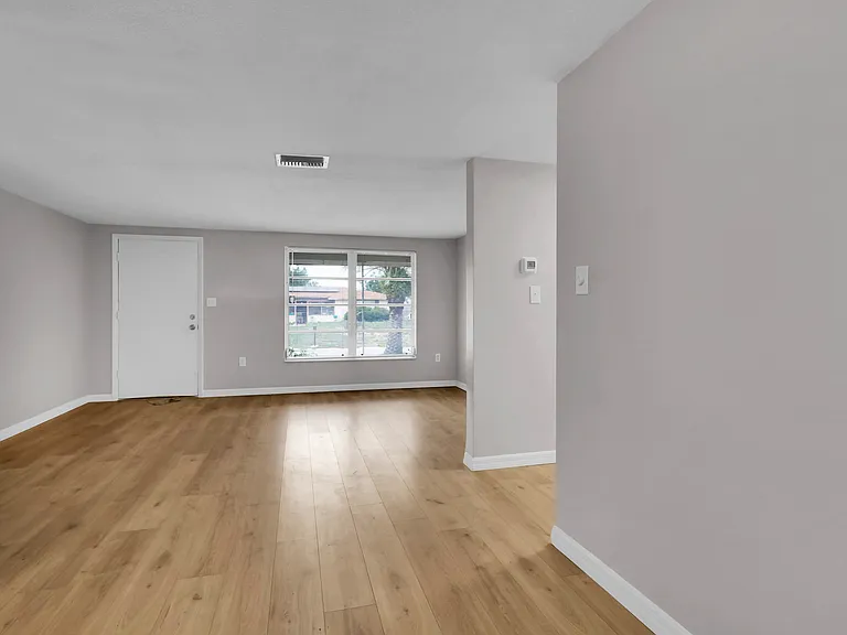 7808 Talisman Dr — Photo 7