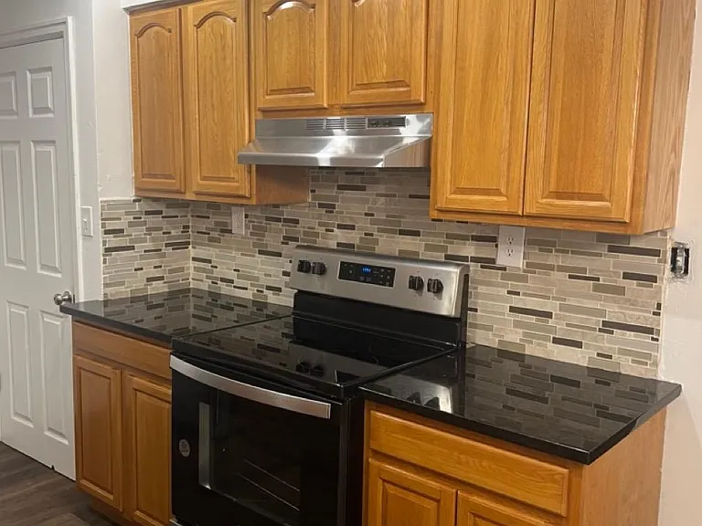 261 Lowell Rd — Photo 17