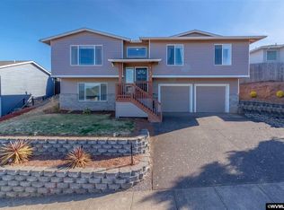 2184 Western Heights Loop NW, Salem, OR 97304
