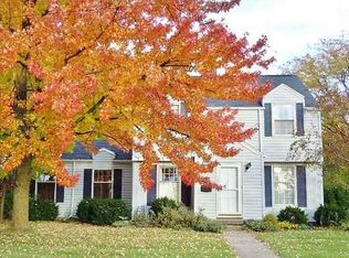 303 Pine Rd, Woodville, OH 43469