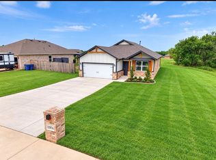 12974 Mannington Rd, Edmond, OK 73025