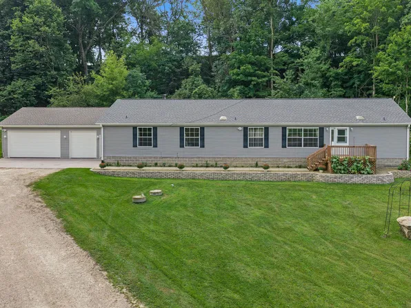 S1644 County Rd, Reedsburg, WI 53959