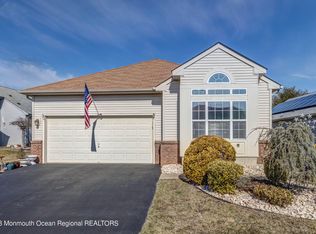 16 Ravenna Rd, Manchester, NJ 08759