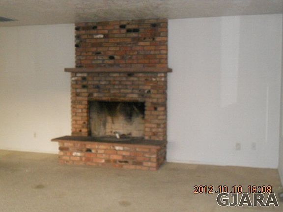 4th image of 1901 Chipeta Ct