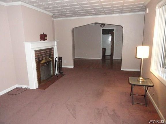 5th image of 2498 Independence Ave