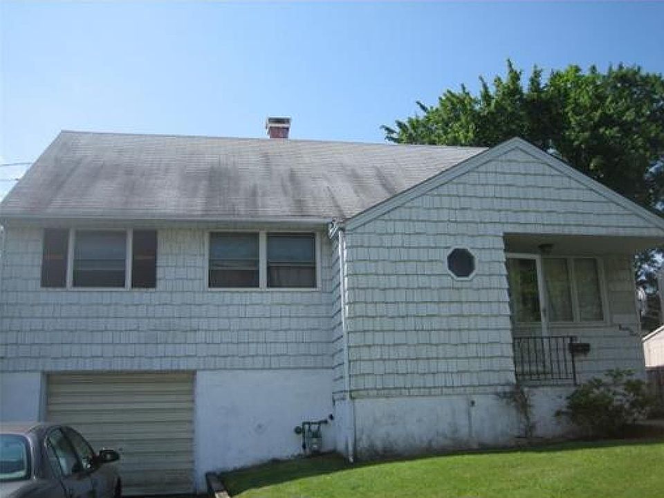 2nd image of 92 Hudson St