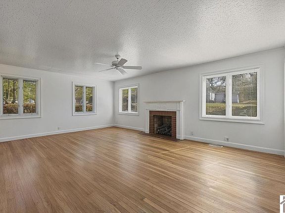4th image of 643 N 4th St