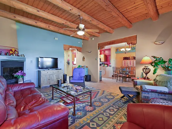12 Gaviota Rd, Santa Fe, NM 87508