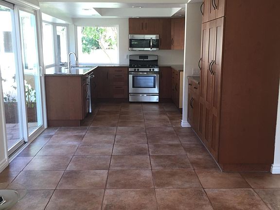 5th image of 4508 Yorkfield Ct