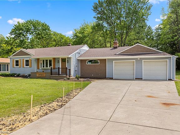 3rd image of 26553 Hilliard Blvd