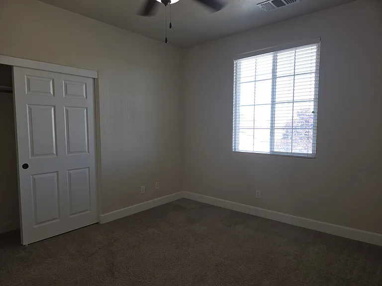 3369 N Redda Rd — Photo 8