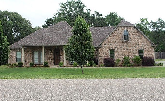 1st image of 220 Towering Oaks Ln