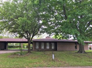 403 Mockingbird Dr, Bonham, TX 75418