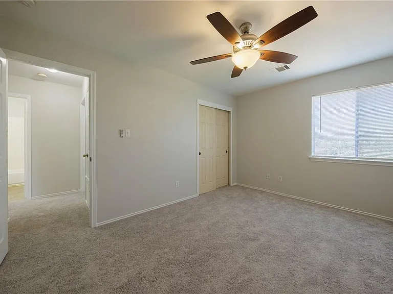 2905 Rainy River Dr — Photo 25