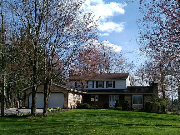 5th image of 134 W Cedar St
