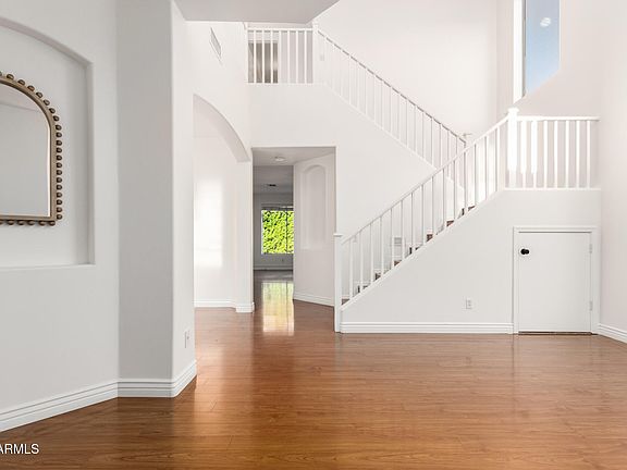 5th image of 2162 E YELLOWSTONE Place
