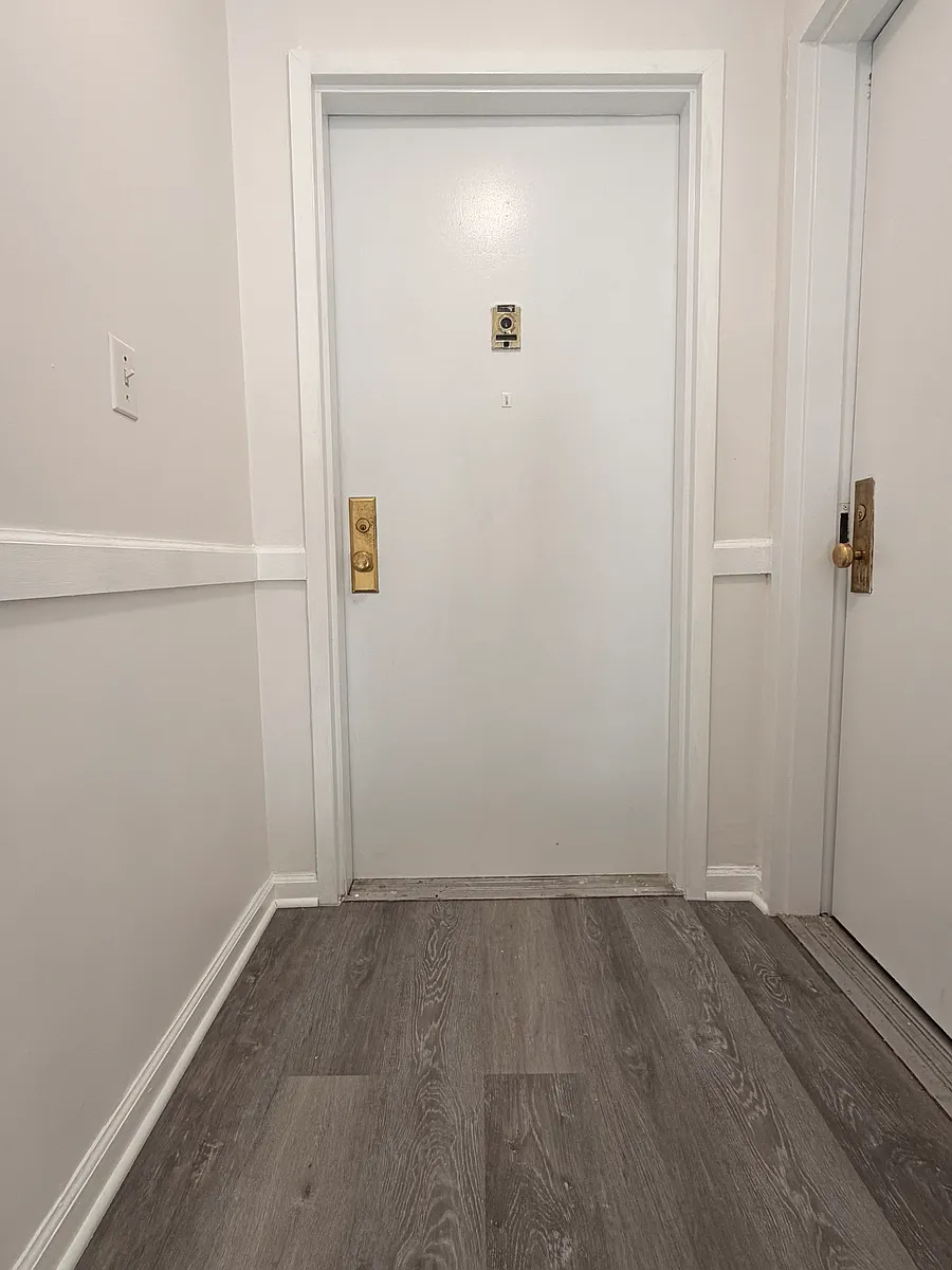 Building Photo - 73 Stewart St #2