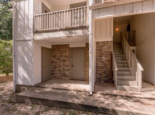 1329 Windsor St APT 2, Huntsville, TX 77340