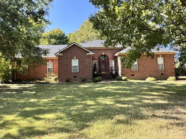 310 Orchard Park Dr, White House, TN 37188