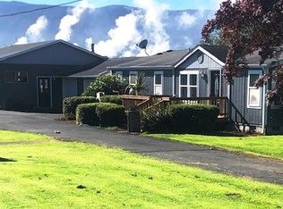 157 S Welcome Slough Rd, Cathlamet, WA 98612