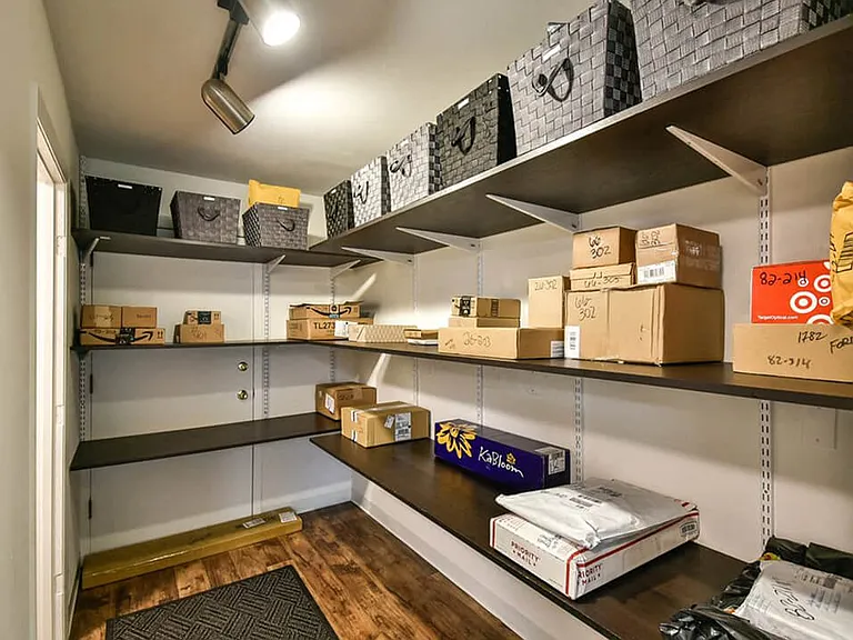 Package Receiving Center