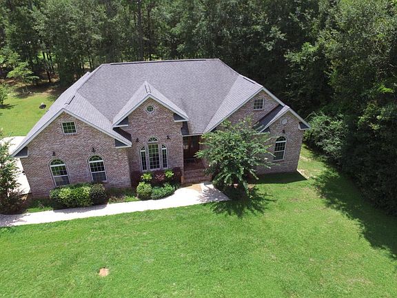 3rd image of 1344 Fairway Dr