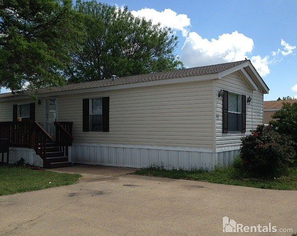 1st image of 3000 Crestway Dr