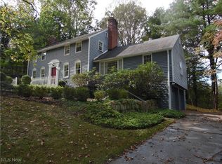 1 Hickory Ln, Marietta, OH 45750