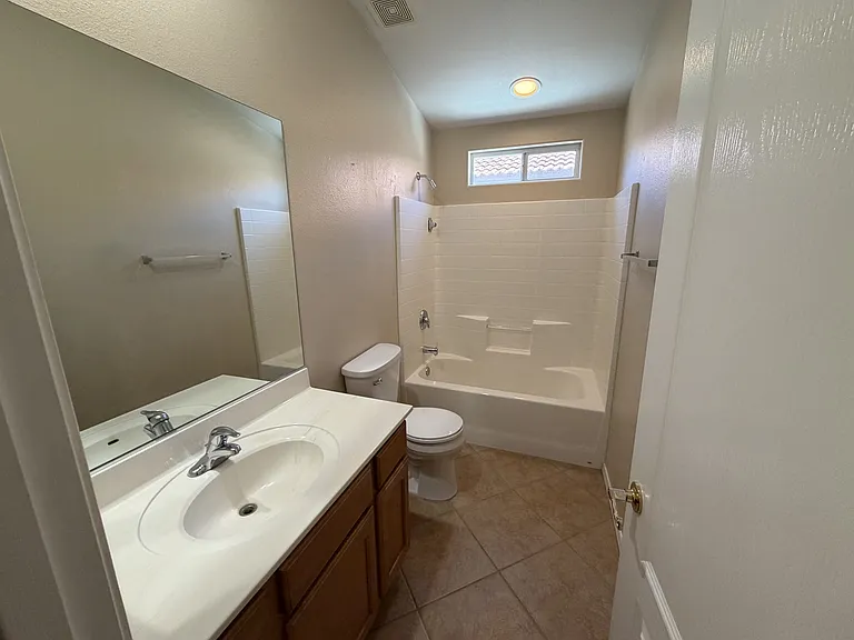 2460 Topanga Dr — Photo 16