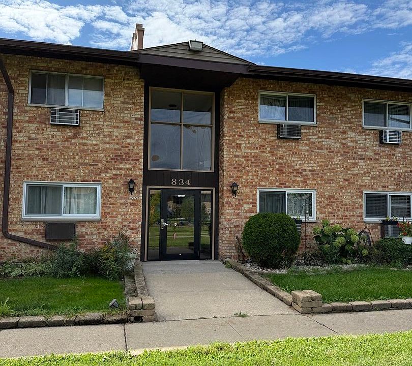 1st image of 834 E Old Willow Rd APT 216
