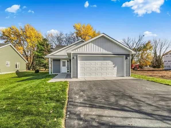 1025 3rd Ave NE, Milaca, MN 56353