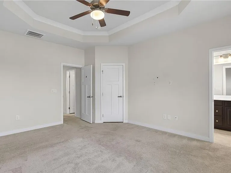 459 Westport St — Photo 9