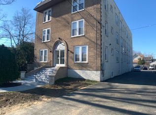 27 W Cuthbert Blvd APT 9, Collingswood, NJ 08108