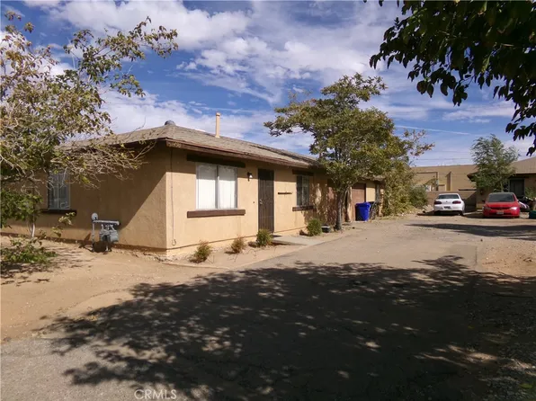 21490 Bear Valley Rd, Apple Valley, CA 92308