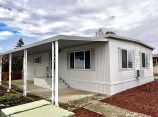 4377 Essex St SE, Salem, OR 97317