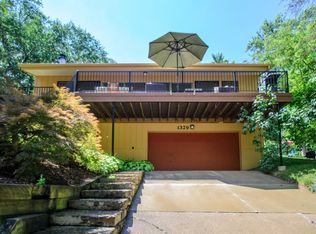 1329 Orkney Dr, Ann Arbor, MI 48103