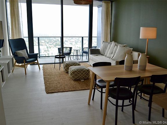 3rd image of 1000 Brickell Ave Unit 4704