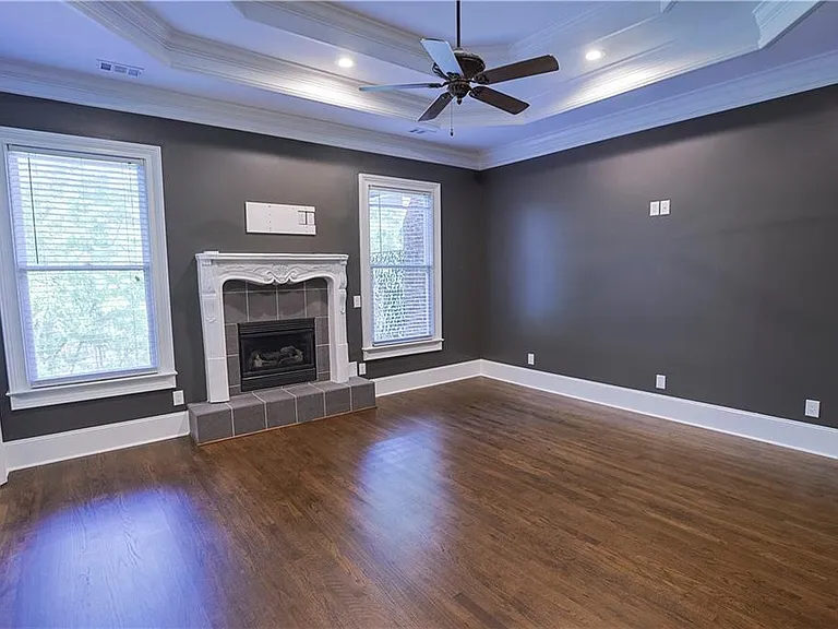 1294 Lenox Park Blvd — Photo 34