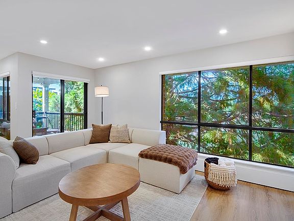 4th image of 1877 W 5th Ave #303