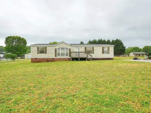 522 Hali Cir, Woodruff, SC 29388