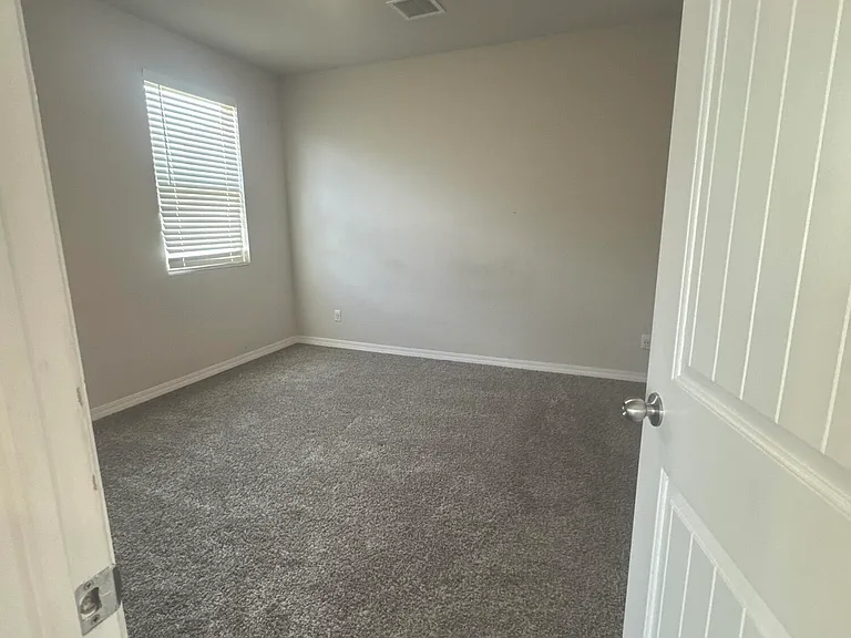 6116 Hidden Row Ave — Photo 8