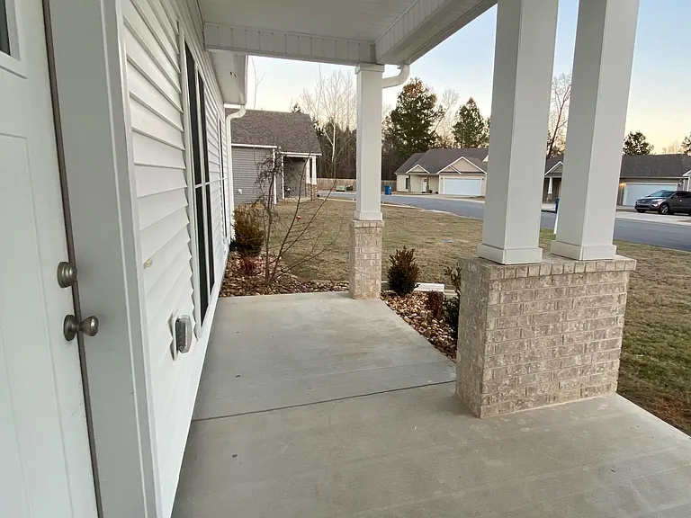 2557 Garden Dr — Photo 5
